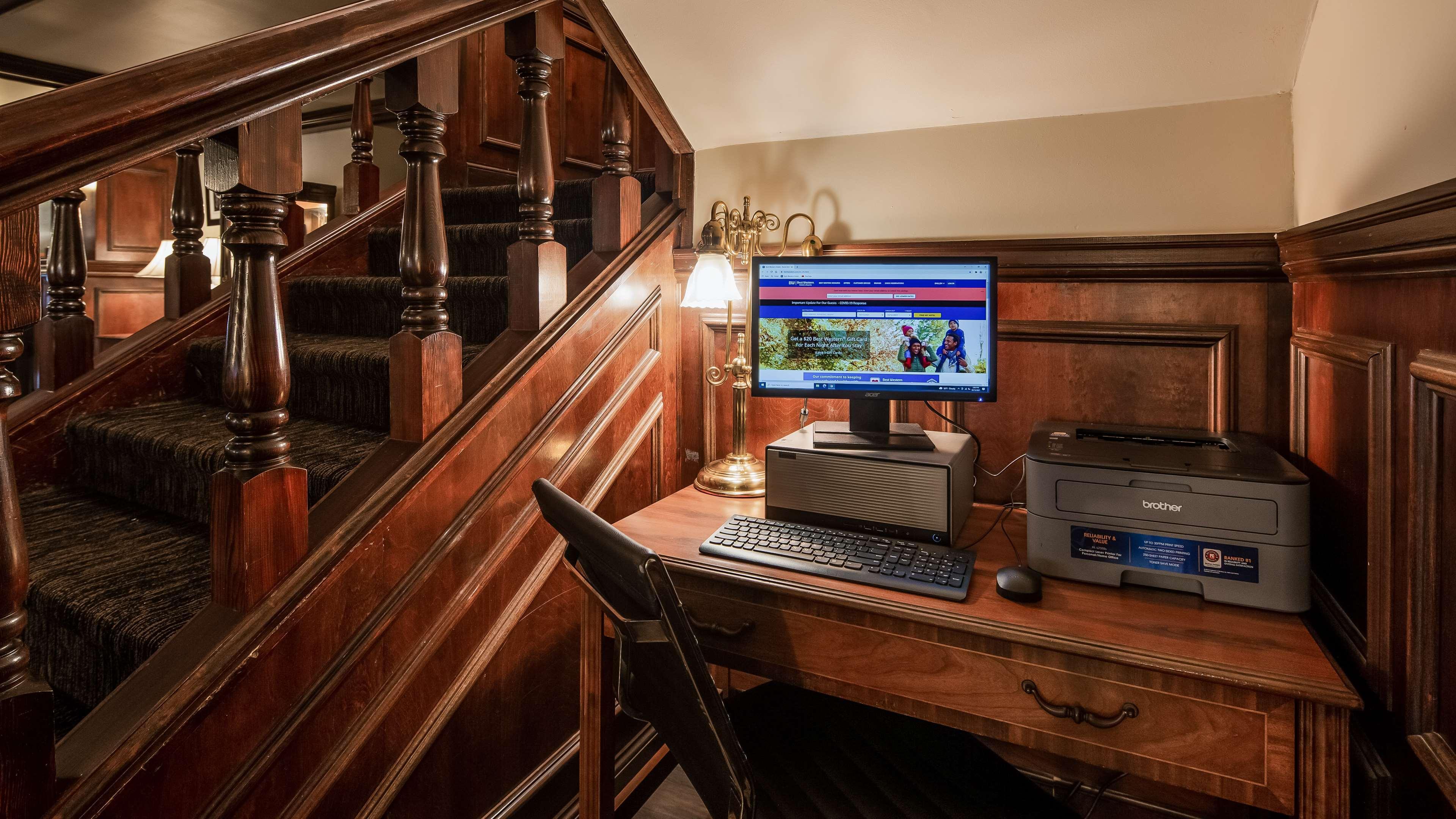 Surestay Plus Hotel By Best Western Auburn Esterno foto