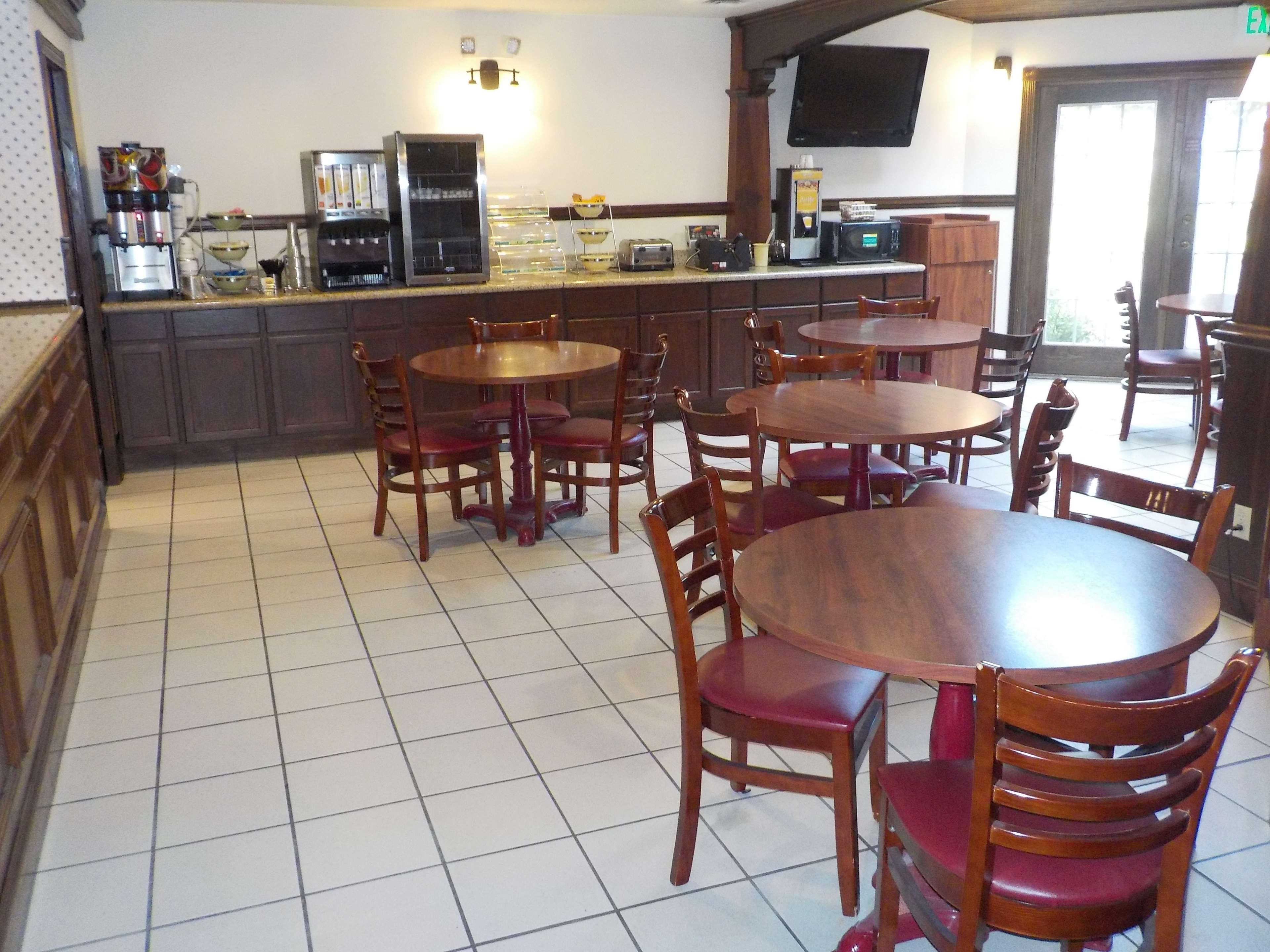 Surestay Plus Hotel By Best Western Auburn Esterno foto